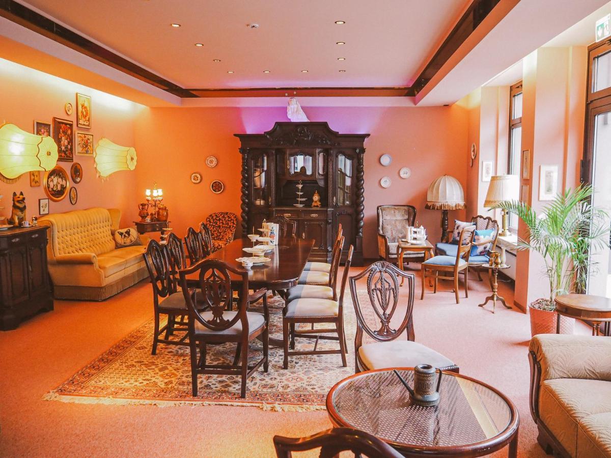 Tante Alma'S Muelheimer Hotel ミュルハイム・アン・デア・ルール エクステリア 写真