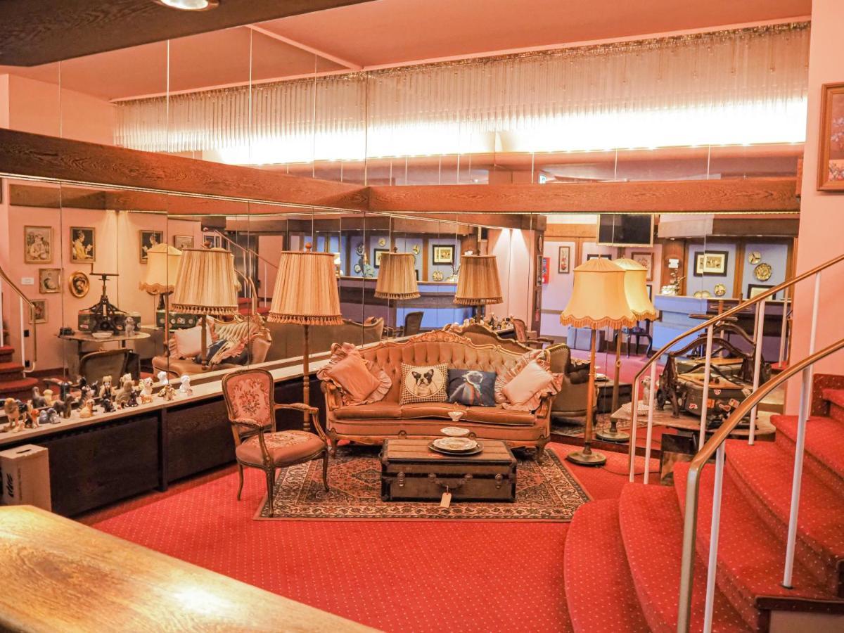 Tante Alma'S Muelheimer Hotel ミュルハイム・アン・デア・ルール エクステリア 写真